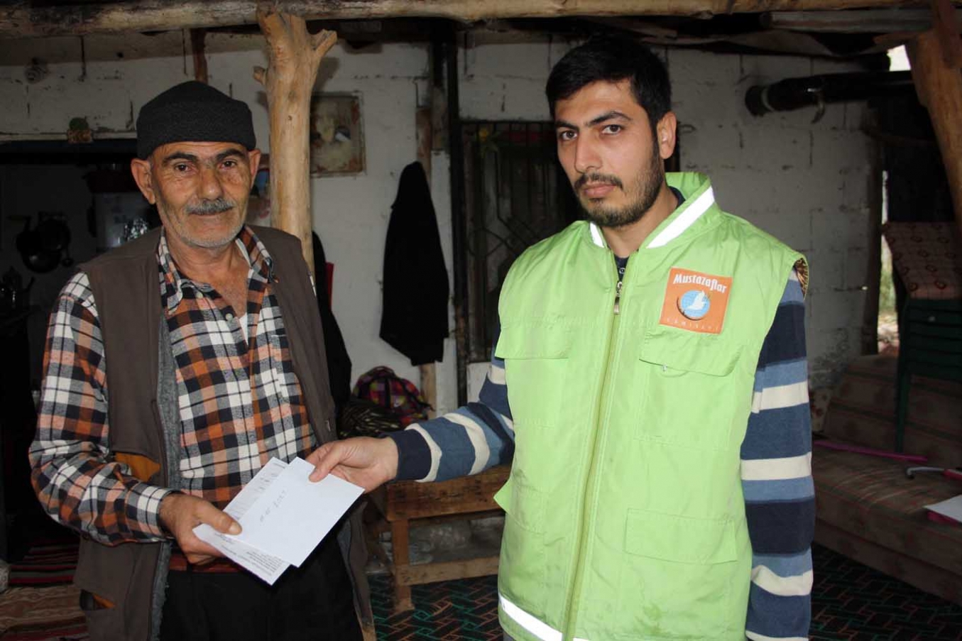 TV programı aracılığıyla muhtaç ailelere yardım ulaştırıldı